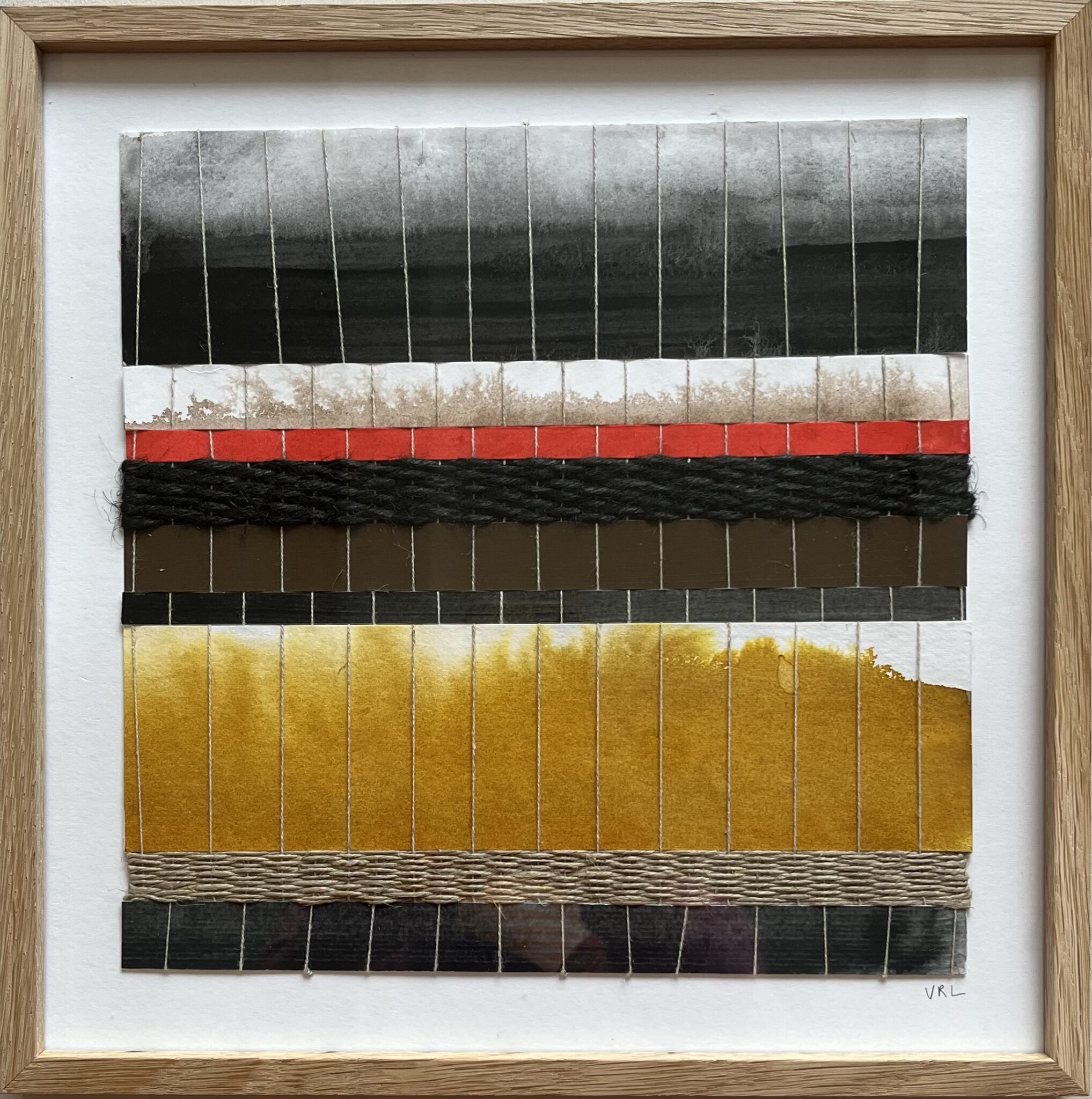 Paysage tisséEncre et acrylique sur papier, coton, jute et fil de lin32 x 32 cm encadré2025