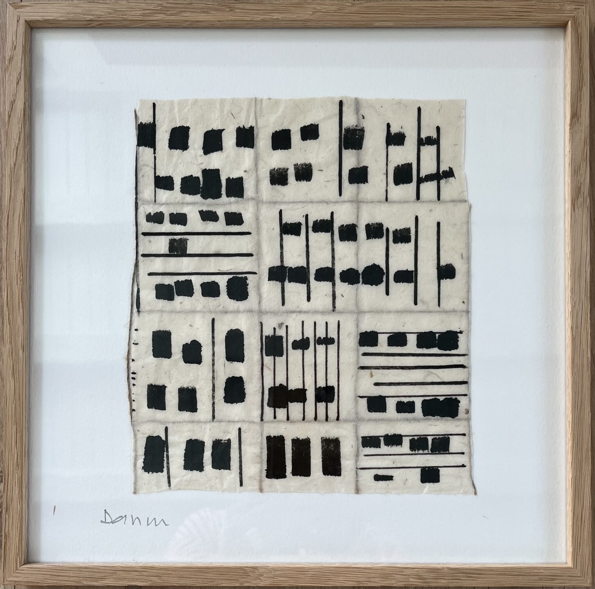 Ecriture asémiqueLokta armé, encre noire 32 x 32 cm encadré ( œuvre 19 x 22 cm )2025