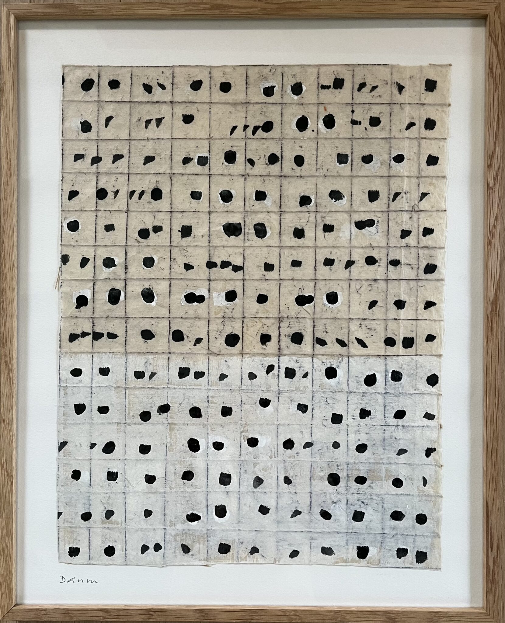 Ecriture silencieuseLokta armé, encre noire et huile blanche42 x 52 cm encadré ( œuvre 33 x 42 cm )2025